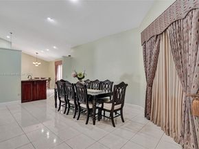 1485 W Lacosta Dr W, Pembroke Pines FL 33027