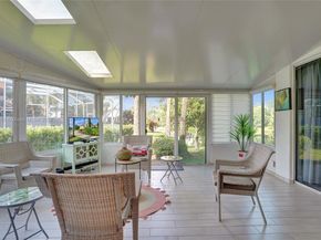 1485 W Lacosta Dr W, Pembroke Pines FL 33027