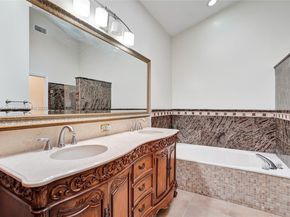 1485 W Lacosta Dr W, Pembroke Pines FL 33027