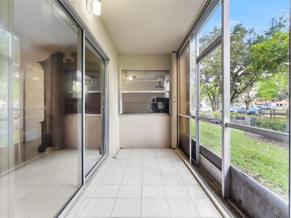 12501 SW 14th St 108R, Pembroke Pines FL 33027