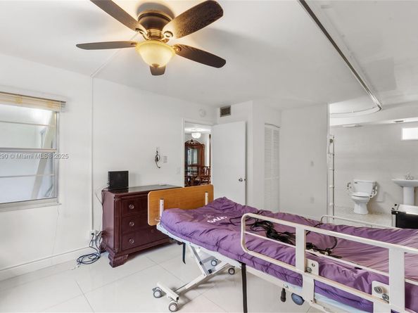 12501 SW 14th St 108R, Pembroke Pines FL 33027