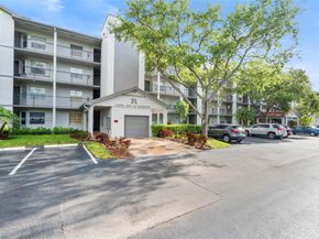 12501 SW 14th St 108R, Pembroke Pines FL 33027