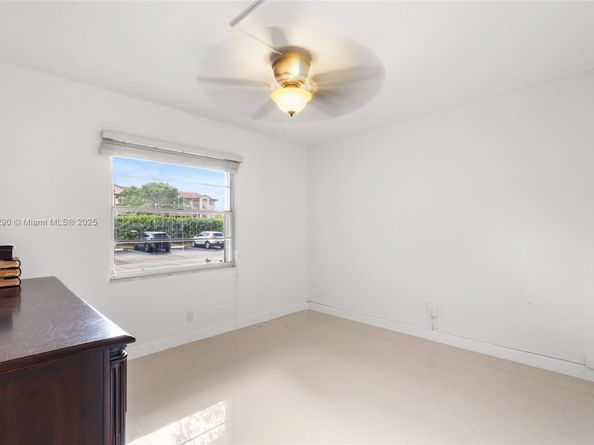 12501 SW 14th St 108R, Pembroke Pines FL 33027