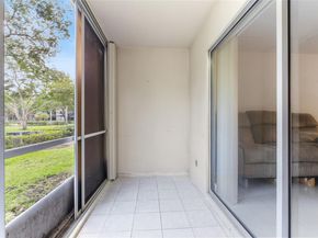 12501 SW 14th St 108R, Pembroke Pines FL 33027