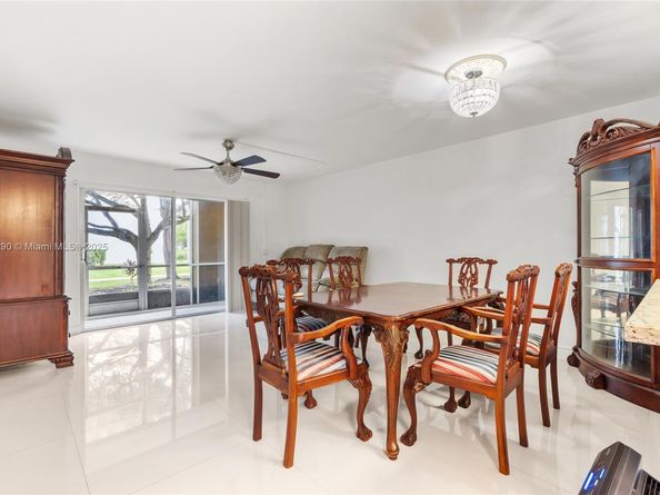 12501 SW 14th St 108R, Pembroke Pines FL 33027