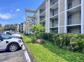 2998 NW 48th Ter 233, Lauderdale Lakes FL 33313