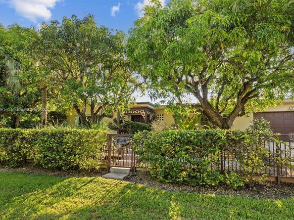 17625 SW 91st Ave., Palmetto Bay FL 33157