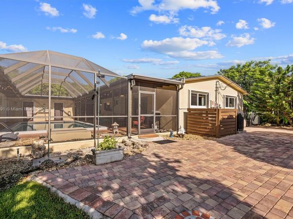 17625 SW 91st Ave., Palmetto Bay FL 33157