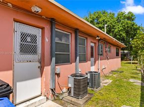 53 NW 169th St, North Miami Beach FL 33169