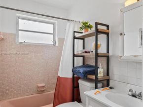 53 NW 169th St, North Miami Beach FL 33169