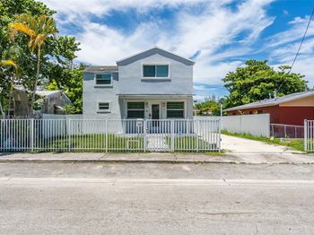 421 NW 44th St