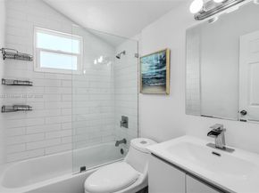 421 NW 44th St, Miami FL 33127