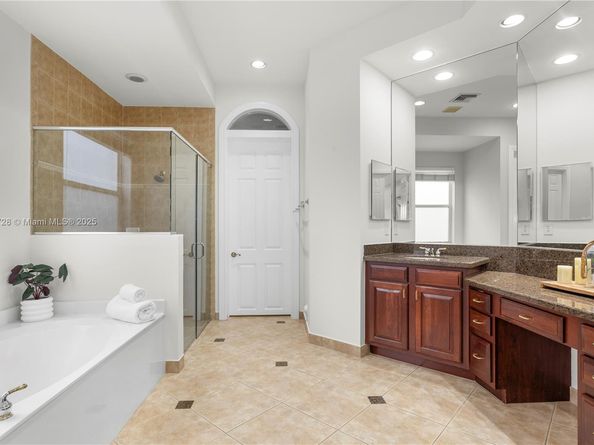3837 E Coquina Way, Weston FL 33332