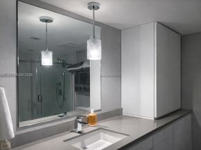 701 Brickell Key Dr. #1611, Miami FL 33131