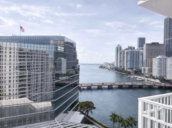 701 Brickell Key Dr. #1611, Miami FL 33131
