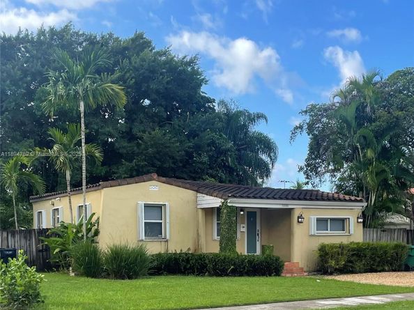 5886 SW 42nd St, Miami FL 33155
