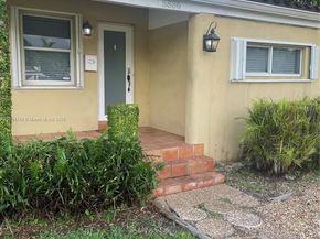 5886 SW 42nd St, Miami FL 33155
