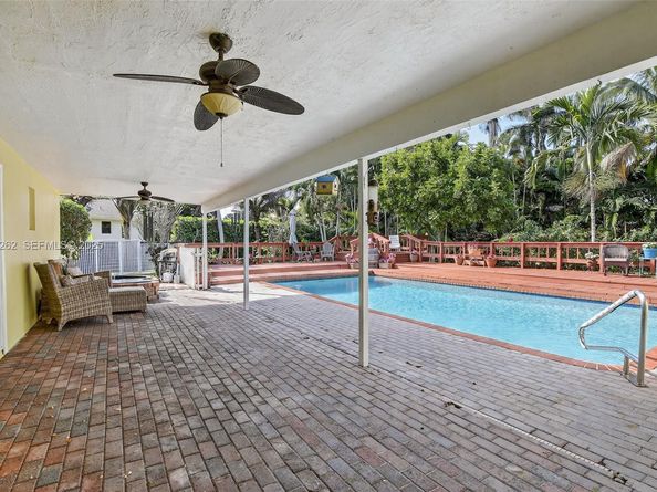 431 Vicksburg Ter, Plantation FL 33325