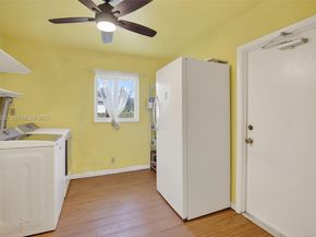 431 Vicksburg Ter, Plantation FL 33325