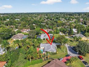 431 Vicksburg Ter, Plantation FL 33325