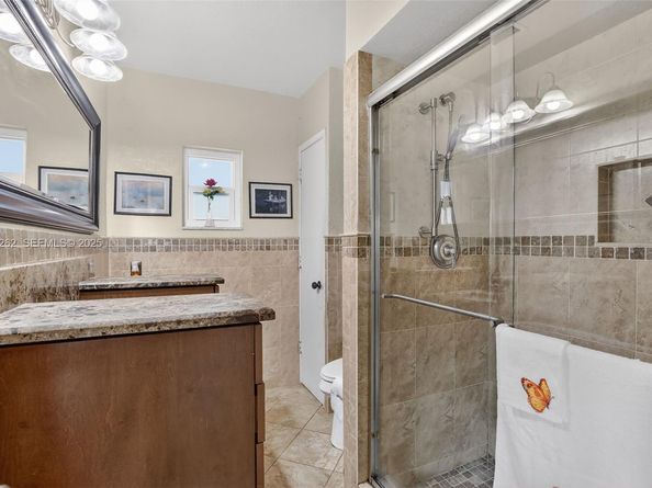 431 Vicksburg Ter, Plantation FL 33325