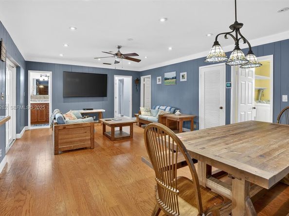 431 Vicksburg Ter, Plantation FL 33325