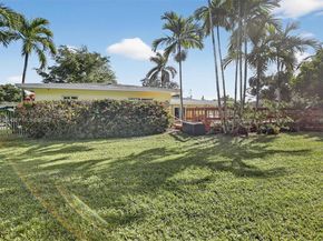 431 Vicksburg Ter, Plantation FL 33325