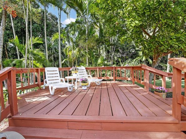 431 Vicksburg Ter, Plantation FL 33325