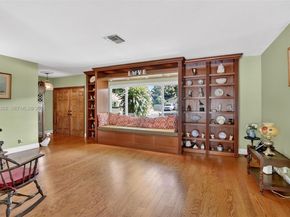 431 Vicksburg Ter, Plantation FL 33325