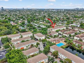 704 SW 1st Ave, Pompano Beach FL 33060