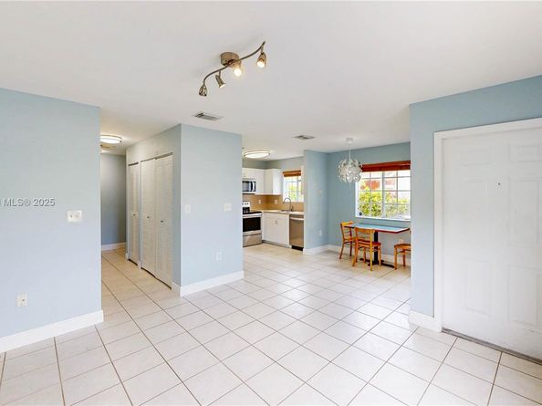 18712 SW 100th Ave 18712, Cutler Bay FL 33157