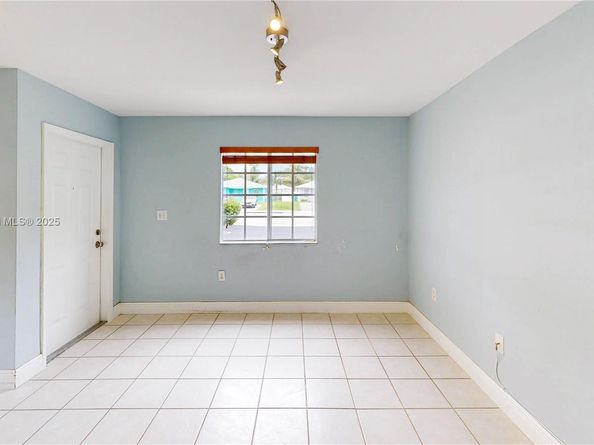 18712 SW 100th Ave 18712, Cutler Bay FL 33157