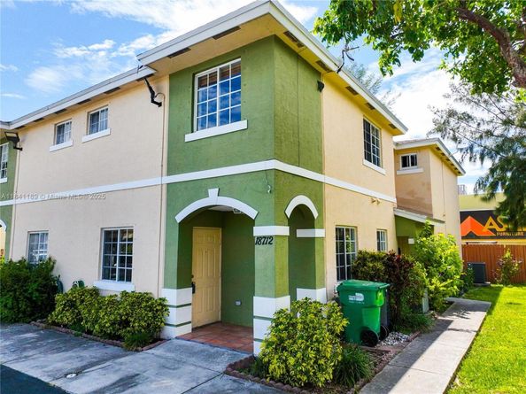 18712 SW 100th Ave 18712, Cutler Bay FL 33157