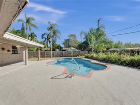 620 NE 2nd Street, Pompano Beach FL 33060