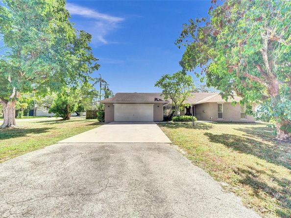 620 NE 2nd Street, Pompano Beach FL 33060