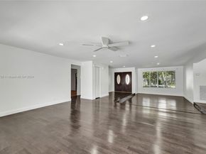 620 NE 2nd Street, Pompano Beach FL 33060