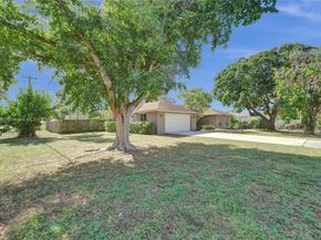 620 NE 2nd Street, Pompano Beach FL 33060