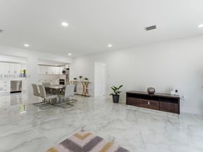 1810 NE 161st St, North Miami Beach FL 33162