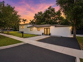 1810 NE 161st St, North Miami Beach FL 33162