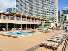 1950 S Ocean Dr 20L, Hallandale Beach FL 33009