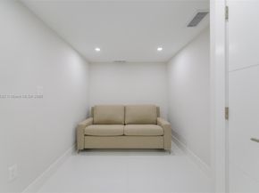 1950 S Ocean Dr 20L, Hallandale Beach FL 33009