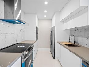 20379 W Country Club Dr 1938, Aventura FL 33180