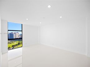 20379 W Country Club Dr 1938, Aventura FL 33180