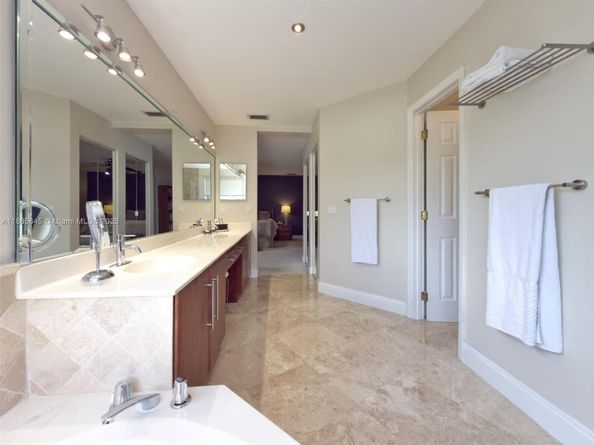 9725 SW 155th Ct, Miami FL 33196
