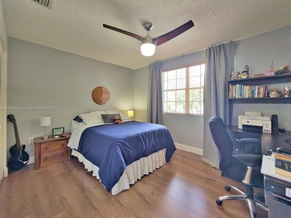 9725 SW 155th Ct, Miami FL 33196