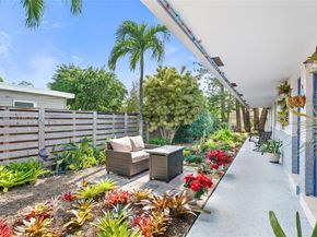 208 NE 4th St, Hallandale Beach FL 33009