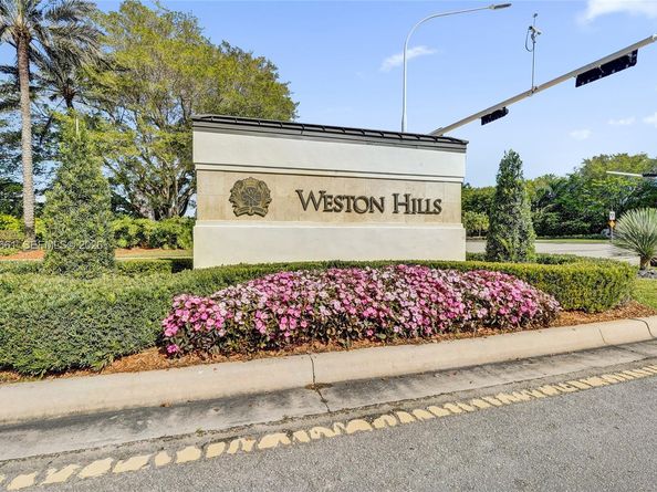 2458 Greenbrier Ct, Weston FL 33327