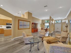 2458 Greenbrier Ct, Weston FL 33327