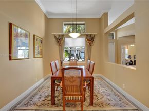 2458 Greenbrier Ct, Weston FL 33327