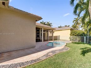 2458 Greenbrier Ct, Weston FL 33327